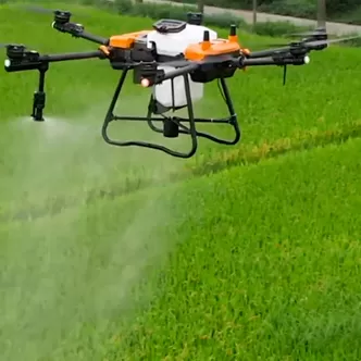 drone agricole de pulvérisation