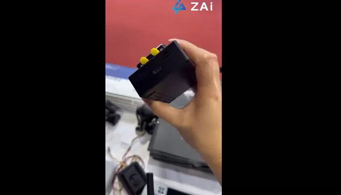 Contrôleur de vol pour drone