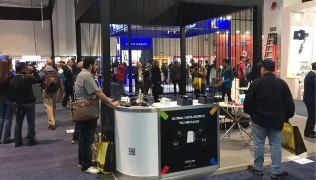 Groupe de Technologie d'Intelligence Globale de Hong Kong Limitée - Présentation du stand : L'innovation technologique mène l'avenir, les drones intelligents ZAi dynamisent l'industrie.